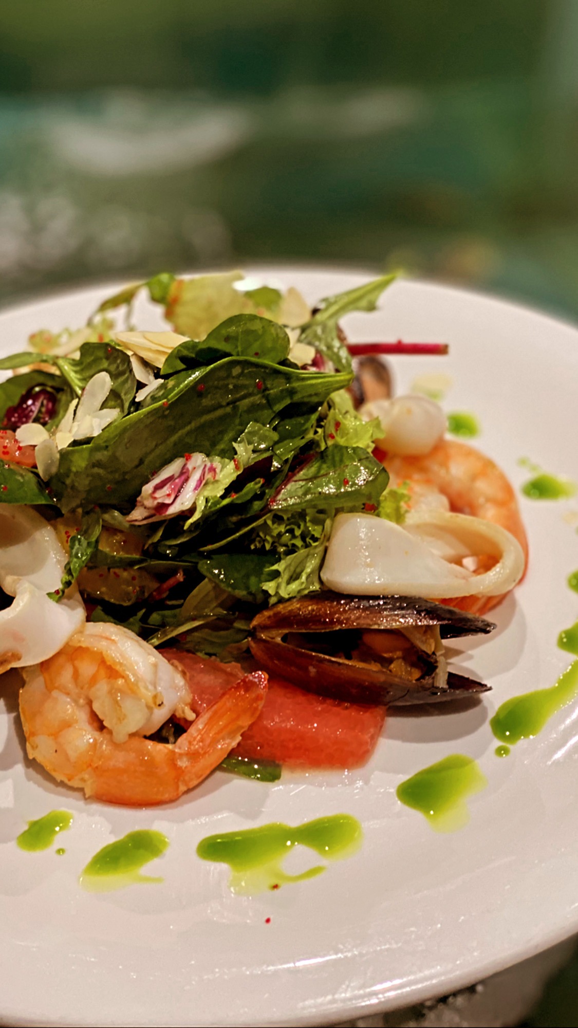 Salad "La More" with seafood 200g