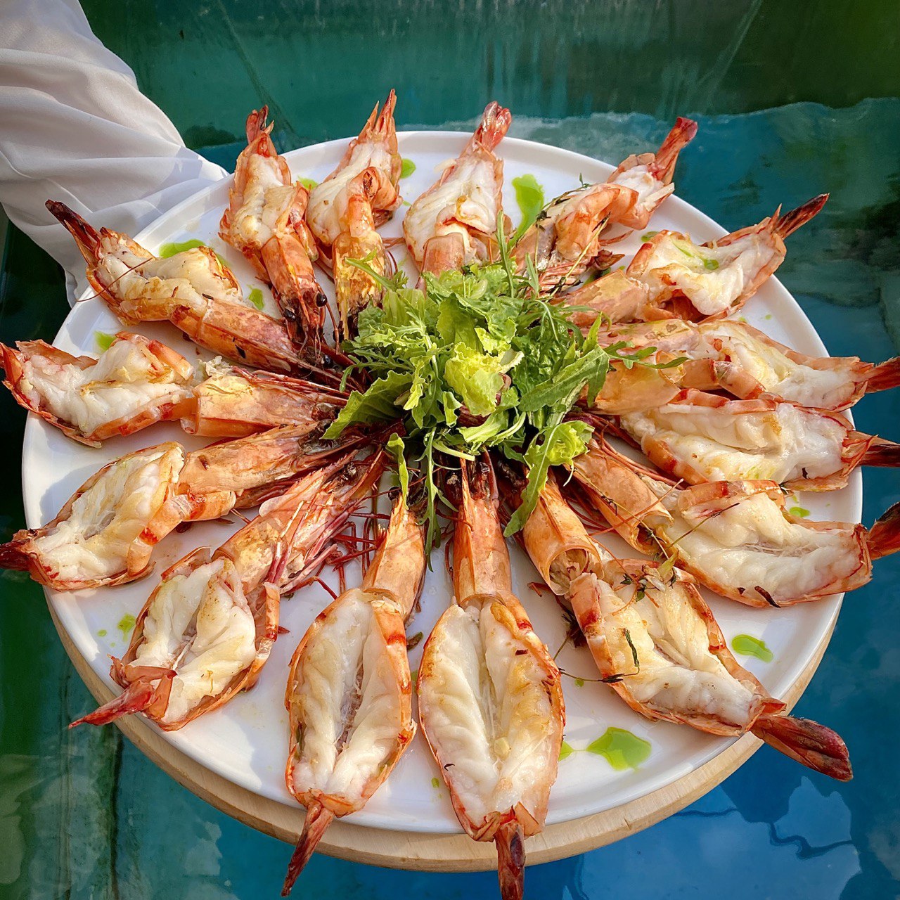 Plateau of king prawns