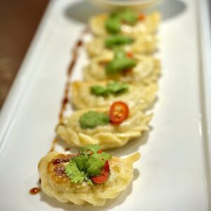 Gyodze with chicken with Thai sauce